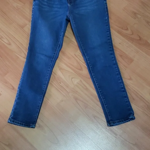 Faded Glory Ultimate Skinny Jeans 8 Petite - Picture 2 of 8
